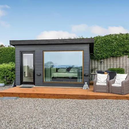 Beautiful In With Jacuzzi