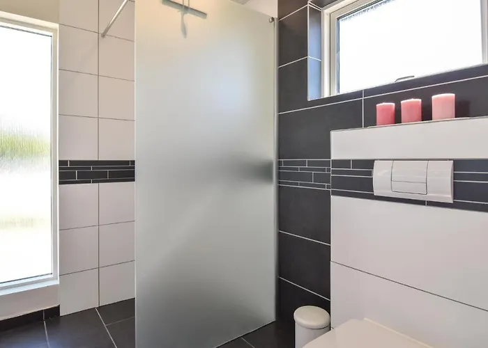 Holiday home Beautiful In With Jacuzzi Faaborg